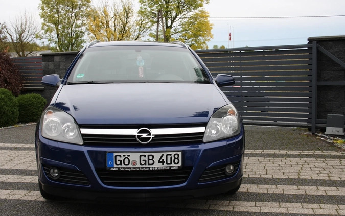 Opel Astra cena 11400 przebieg: 193000, rok produkcji 2005 z Limanowa małe 106